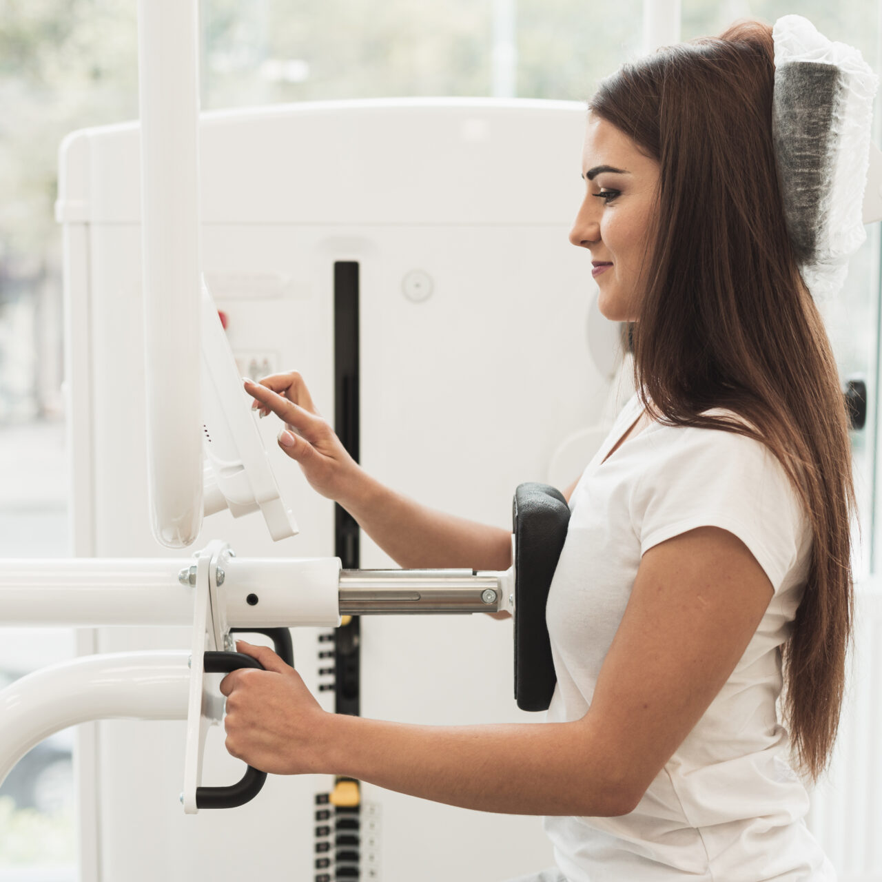 lateral-view-patient-using-medical-workout-machine